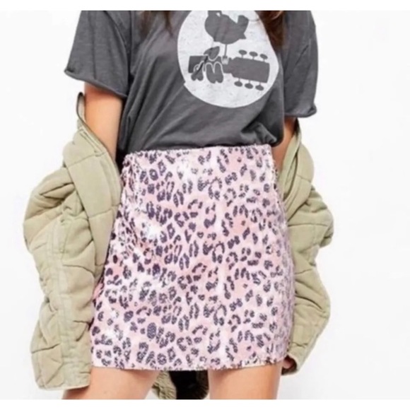 Free People Sequin Cheetah Mini Skirt Size 10 - Picture 5 of 14